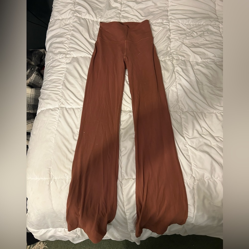 Lululemon Groove Pants High Rise - Size 4 - Like New